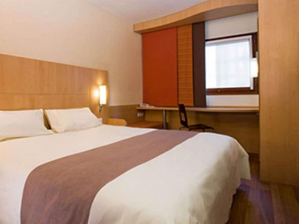 Ibis Gading Serpong Exteriör bild