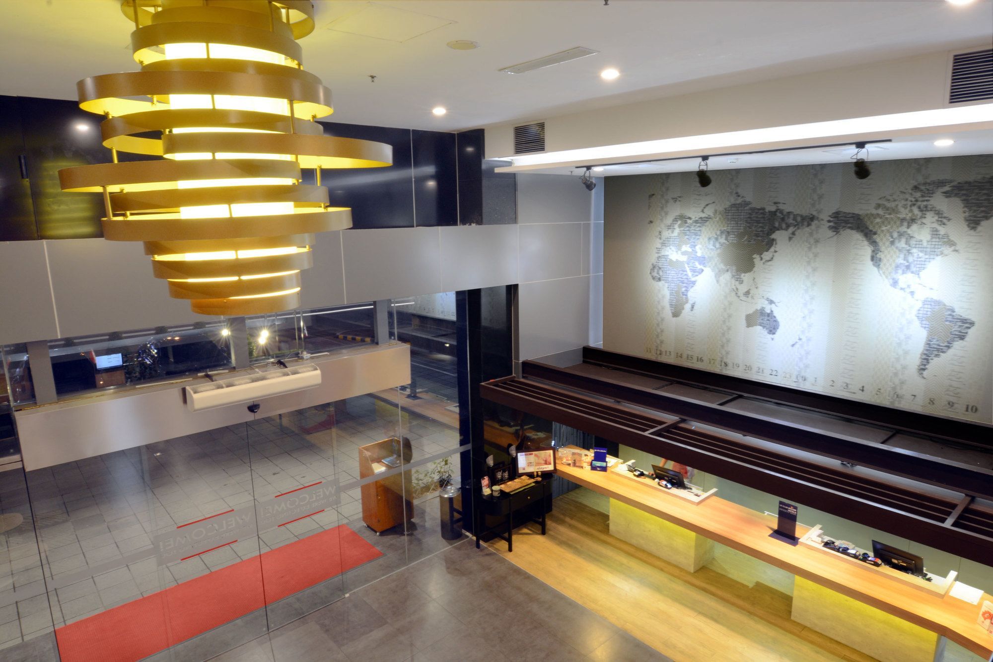 Ibis Gading Serpong Exteriör bild
